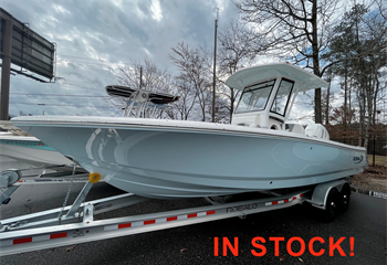2023 Robalo 266 Cayman Ice Blue (IN CLAYTON) Boat